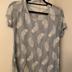 LulaRoe Feather Shirt